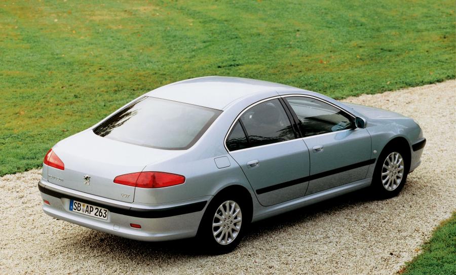  Peugeot 607 1999 года  (фото 28 из 53)